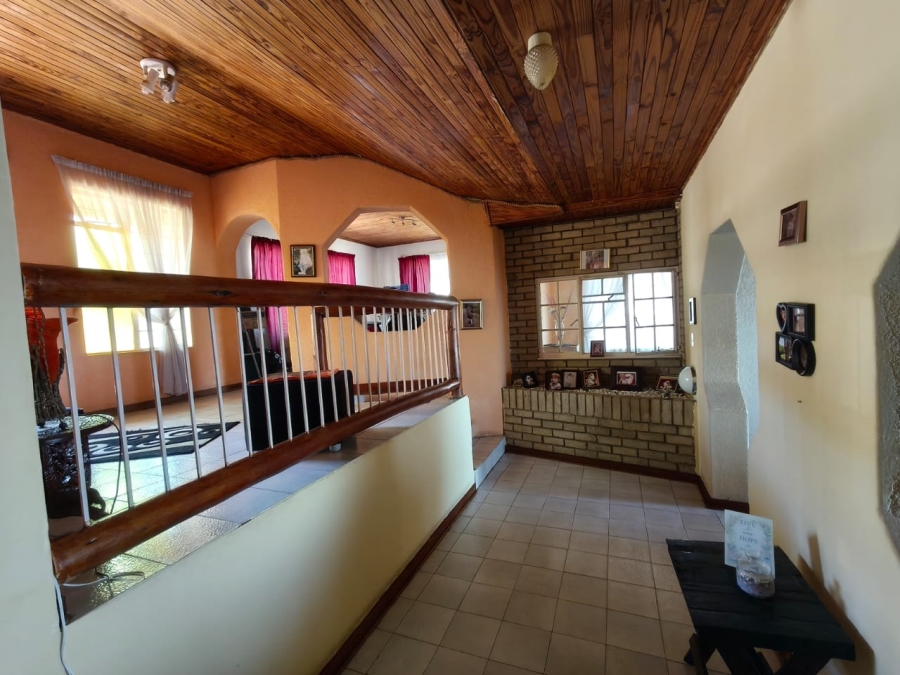 5 Bedroom Property for Sale in Cashan North West